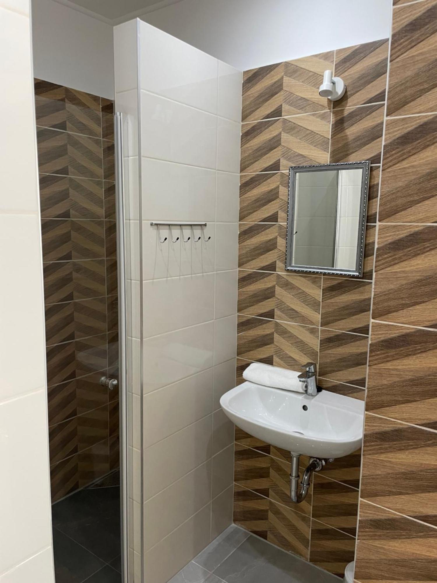 Kovacs Apartmanhaz Kiskunhalas Room photo